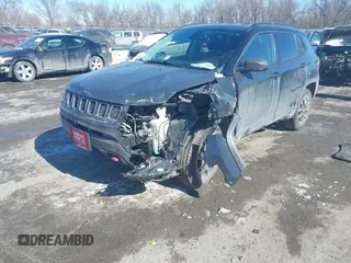 2018 Jeep Compass Trailhawk with VIN 3C4NJDDB5JT458112, listed as a IAAI auction lot 41617567 with 79,612 mi miles and . Bid and sale history available at carsss.com. Image 6.