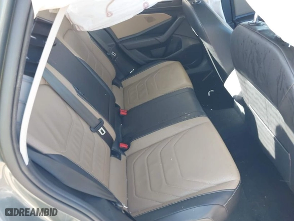 2019 Volkswagen Jetta SEL Premium with VIN 3VWG57BU4KM102200, listed as a IAAI auction lot 41356445 with 85,525 mi miles. Bid and sale history available at carsss.com. Image 8.