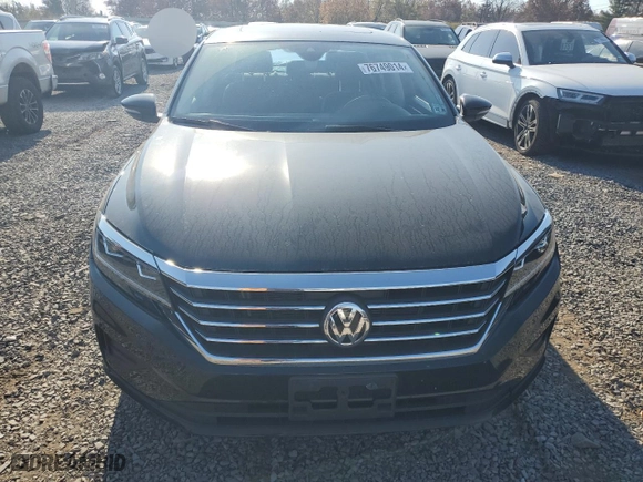 2022 Volkswagen Passat 2.0T Limited Edition with VIN 1VWBA7A39NC005420, listed as a Copart auction lot 76749014 with 32,603 mi miles and Salvage Title. Bid and sale history available at carsss.com. Image 5.