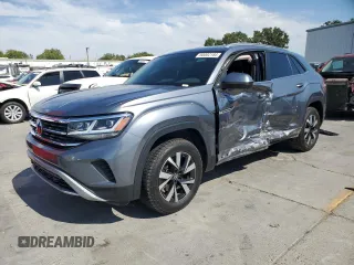 2022 Volkswagen Atlas SE with VIN 1V2LC2CA3NC217678, listed as a Copart auction lot 60002184 with 60,440 mi miles and Salvage title. Bid and sale history available at DreamBid. Image 1.