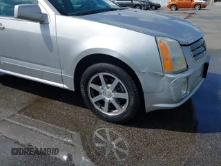 2004 Cadillac SRX with VIN 1GYDE63A740111607, listed as a IAAI auction lot 41918519 with 239,042 mi miles. Bid and sale history available at carsss.com. Image 12.