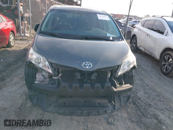 2012 Toyota Sienna XLE AAS with VIN 5TDYK3DC7CS276681, listed as a IAAI auction lot 41520303 with 183,511 mi miles and . Bid and sale history available at DreamBid. Image 12.