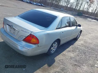 2001 Toyota Avalon XL with VIN 4T1BF28B01U128379, listed as a IAAI auction lot 41858432 with Not Provided miles and . Bid and sale history available at DreamBid. Image 4.