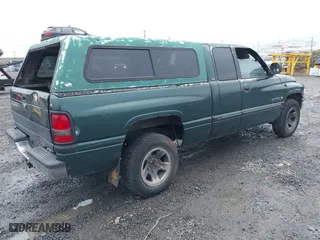 2000 Dodge Ram 1500 with VIN 3B7HC13Z6YG120189, listed as a IAAI auction lot 41143429 with 171,604 mi miles. Bid and sale history available at carsss.com. Image 4.