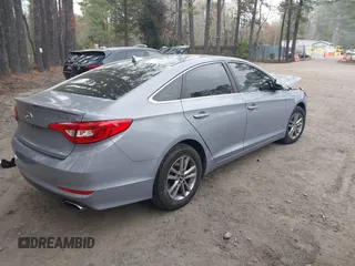 2015 Hyundai Sonata SE with VIN 5NPE24AF6FH160079, listed as a IAAI auction lot 41952638 with 164,497 mi miles and . Bid and sale history available at DreamBid. Image 4.