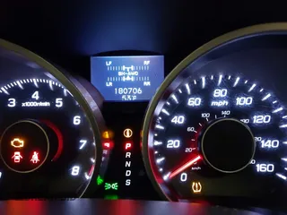 2010 Acura TL Technology z VIN 19UUA9F52AA002593, wystawiony jako IAAI lot #42033029 z przebiegiem 180 706 mil mil oraz . Historia ofert i sprzedaży dostępna na DreamBid. Obrazek 7.