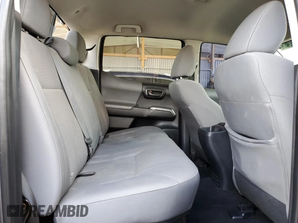 2018 Toyota Tacoma SR5 с VIN 5TFAZ5CN6JX061246, выставлен на аукционе Copart как лот 57845055 с пробегом 62 382 миль миль и Чистый • Clean title. История ставок и продаж доступна на DreamBid. Изображение 10.
