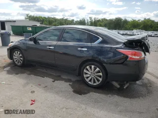 2015 Nissan Altima 2.5 with VIN 1N4AL3AP8FC485087, listed as a Copart auction lot 52413935 with 117,288 mi miles and Salvage Title. Bid and sale history available at carsss.com. Image 2.