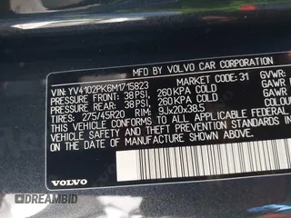 2021 Volvo XC90 Momentum with VIN YV4102PK6M1715823, listed as a IAAI auction lot 41478006 with 35,847 mi miles. Bid and sale history available at carsss.com. Image 9.