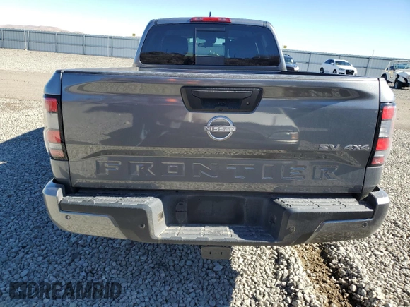 2024 Nissan Frontier SV z VIN 1N6ED1FK2RN604834, wystawiony jako Copart lot #76751104 z przebiegiem 7 788 mil mil oraz Szkoda całkowita • Salvage title. Historia ofert i sprzedaży dostępna na DreamBid. Obrazek 6.
