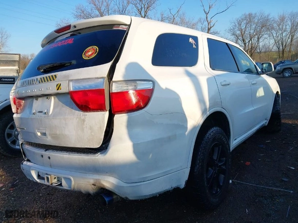 2013 Dodge Durango SXT with VIN 1C4RDJAGXDC564904, listed as a IAAI auction lot 41833540 with 208,581 mi miles. Bid and sale history available at carsss.com. Image 4.
