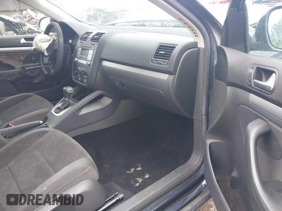 2008 Volkswagen Jetta S with VIN 3VWJM71K88M087847, listed as a IAAI auction lot 42457302 with 161,991 mi miles and . Bid and sale history available at DreamBid. Image 5.