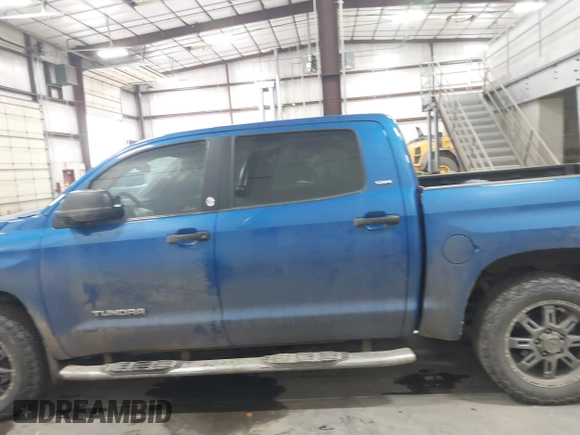 2018 Toyota Tundra 2WD SR5 with VIN 5TFEM5F15JX131991, listed as a IAAI auction lot 41084307 with 63,232 mi miles. Bid and sale history available at carsss.com. Image 15.