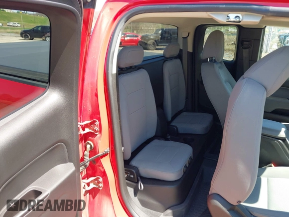 2019 Chevrolet Colorado 4WD Work Truck with VIN 1GCHTBEA5K1255781, listed as a IAAI auction lot 41983838 with 62,972 mi miles. Bid and sale history available at carsss.com. Image 8.