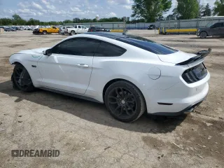 2019 Ford Mustang GT z VIN 1FA6P8CF8K5199735, wystawiony jako Copart lot #54519535 z przebiegiem 64 839 mil mil oraz Szkoda całkowita • Salvage title. Historia ofert i sprzedaży dostępna na DreamBid. Obrazek 2.
