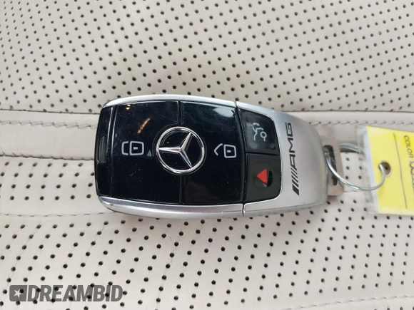 2019 Mercedes-Benz S 63 AMG with VIN WDDUG8JB6KA431294, listed as a IAAI auction lot 39937678 with 84,682 mi miles and . Bid and sale history available at DreamBid. Image 11.