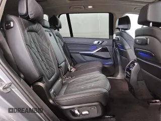 2025 BMW X7 xDrive40i with VIN 5UX23EM07S9X65923, listed as a Copart auction lot 49507655 with 8,891 mi miles and Clean Title. Bid and sale history available at carsss.com. Image 11.