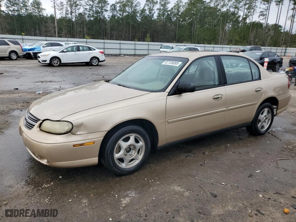 2002 Chevrolet Malibu with VIN 1G1ND52J82M704450, listed as a Copart auction lot 87735895 with 216,424 mi miles and Salvage Title. Bid and sale history available at carsss.com. Image 1.