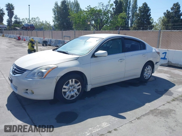 2010 Nissan Altima 2.5 S with VIN 1N4AL2AP6AC192680, listed as a IAAI auction lot 42152115 with Not Provided miles. Bid and sale history available at carsss.com. Image 2.