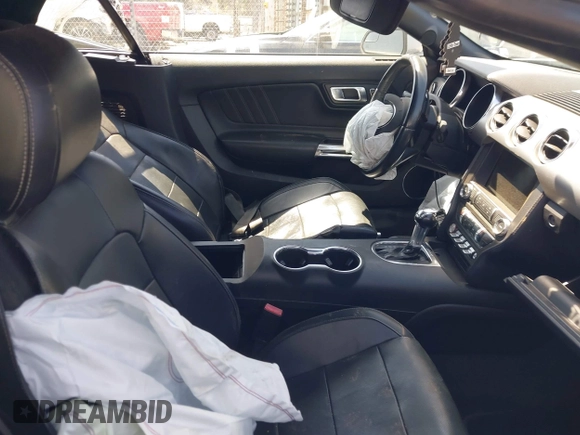 2018 Ford Mustang EcoBoost Premium с VIN 1FATP8UH1J5110038, выставлен на аукционе IAAI как лот 41978639 с пробегом 63 912 миль миль и . История ставок и продаж доступна на DreamBid. Изображение 5.