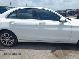 2015 Mercedes-Benz C 300 Luxury with VIN 55SWF4KB9FU041010, listed as a IAAI auction lot 42552629 with 137,001 mi miles and . Bid and sale history available at DreamBid. Image 13.