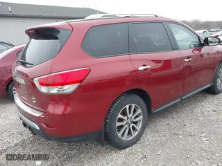 2014 Nissan Pathfinder S with VIN 5N1AR2MM8EC722644, listed as a IAAI auction lot 41986680 with 147,215 mi miles. Bid and sale history available at carsss.com. Image 4.