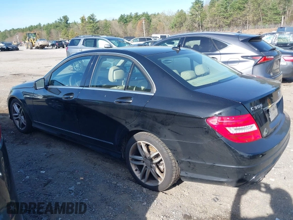 2013 Mercedes-Benz C 300 Sport z VIN WDDGF8AB2DR287909, wystawiony jako IAAI lot #42144796 z przebiegiem 171 534 mil mil oraz . Historia ofert i sprzedaży dostępna na DreamBid. Obrazek 15.