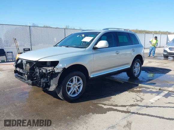 2008 Volkswagen Touareg V6 with VIN WVGBE77L88D003117, listed as a IAAI auction lot 42049007 with 156,940 mi miles and . Bid and sale history available at DreamBid. Image 18.