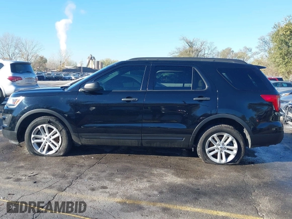 2017 Ford Explorer z VIN 1FM5K7B88HGD05787, wystawiony jako IAAI lot #40861587 z przebiegiem 103 715 mil mil oraz . Historia ofert i sprzedaży dostępna na DreamBid. Obrazek 14.
