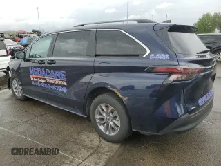 2024 Toyota Sienna LE z VIN 5TDKSKFC9RS150229, wystawiony jako Copart lot #54829595 z przebiegiem 12 384 mil mil oraz Szkoda całkowita • Salvage title. Historia ofert i sprzedaży dostępna na DreamBid. Obrazek 2.