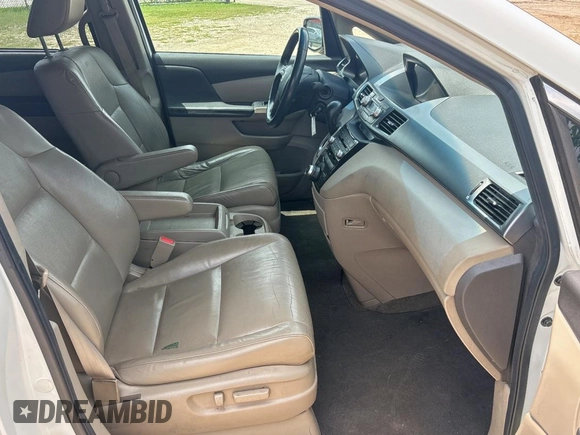 2011 Honda Odyssey Touring с VIN 5FNRL5H92BB008426, выставлен на аукционе Copart как лот 59419585 с пробегом 245 087 миль миль и Чистый • Clean title. История ставок и продаж доступна на DreamBid. Изображение 5.