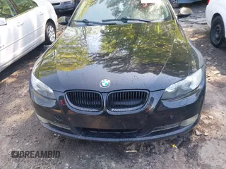 2007 BMW 3 Series 335i z VIN WBAWB73507P036614, wystawiony jako IAAI lot #42065259 z przebiegiem 193 368 mil mil oraz . Historia ofert i sprzedaży dostępna na DreamBid. Obrazek 6.