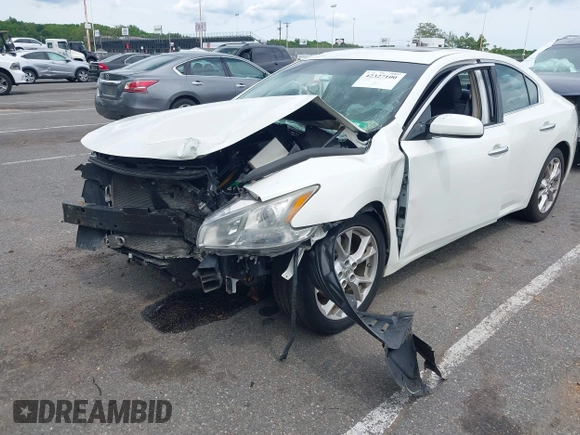 2014 Nissan Maxima S z VIN 1N4AA5AP3EC906150, wystawiony jako IAAI lot #42327100 z przebiegiem 97 366 mil mil oraz . Historia ofert i sprzedaży dostępna na DreamBid. Obrazek 17.