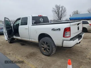 2019 Ram 2500 Tradesman with VIN 3C6UR5CL4KG640132, listed as a Copart auction lot 43938725 with 159,142 mi miles and Salvage Title. Bid and sale history available at carsss.com. Image 2.
