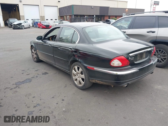 2006 Jaguar X-Type with VIN SAJWA51A16WE68650, listed as a IAAI auction lot 41461291 with 135,332 mi miles and . Bid and sale history available at DreamBid. Image 3.