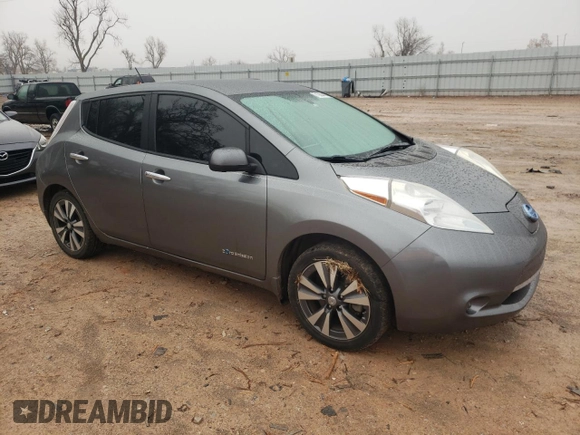 2015 Nissan LEAF SV with VIN 1N4AZ0CPXFC330745, listed as a Copart auction lot 71260442 with 77,152 mi miles. Bid and sale history available at carsss.com. Image 4.