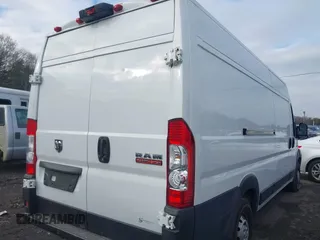 2020 Ram ProMaster Cargo with VIN 3C6URVJG3LE119339, listed as a IAAI auction lot 41289761 with 64,055 mi miles and . Bid and sale history available at carsss.com. Image 4.