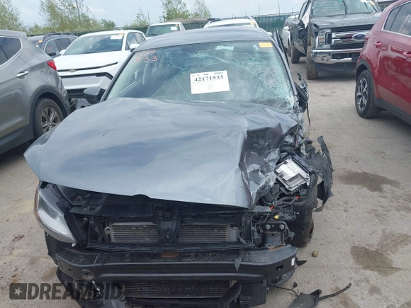 2017 Volkswagen Jetta S with VIN 3VW2B7AJ1HM253059, listed as a IAAI auction lot 42171533 with Not provided miles and . Bid and sale history available at DreamBid. Image 13.