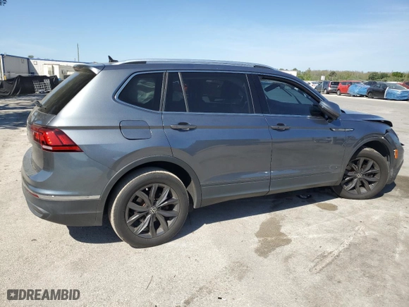 2022 Volkswagen Tiguan SE with VIN 3VV3B7AX8NM095733, listed as a Copart auction lot 50106095 with 18,368 mi miles and Salvage Title. Bid and sale history available at carsss.com. Image 3.