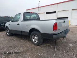 2002 Ford F-150 XL with VIN 1FTRF17292NB25345, listed as a IAAI auction lot 41616370 with 1 mi miles. Bid and sale history available at carsss.com. Image 3.