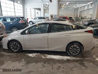 2022 Toyota Prius L Eco with VIN JTDKAMFU6N3189167, listed as a IAAI auction lot 41602874 with 13,416 mi miles. Bid and sale history available at carsss.com. Image 14.