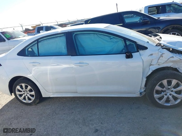 2024 Toyota Corolla LE with VIN 5YFB4MDE2RP124882, listed as a IAAI auction lot 41719381 with 18,698 mi miles. Bid and sale history available at carsss.com. Image 13.