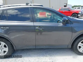 2014 Toyota RAV4 LE с VIN JTMZFREV0EJ021172, выставлен на аукционе IAAI как лот 42123498 с пробегом 63 846 миль миль и . История ставок и продаж доступна на DreamBid. Изображение 13.