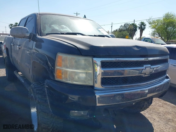 2007 Chevrolet Silverado 1500 LTZ with VIN 3GCEK13Y27G512274, listed as a IAAI auction lot 41793222 with 165,163 mi miles. Bid and sale history available at carsss.com. Image 1.