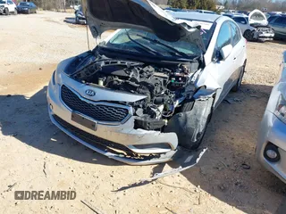 2015 Kia Forte LX with VIN KNAFK4A69F5364361, listed as a IAAI auction lot 41636506 with 1 mi miles. Bid and sale history available at carsss.com. Image 6.