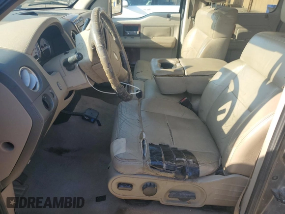 2005 Ford F-150 XLT с VIN 1FTPW12535KD91779, выставлен на аукционе Copart как лот 65586615 с пробегом 162 517 миль миль и Чистый • Clean title. История ставок и продаж доступна на DreamBid. Изображение 7.