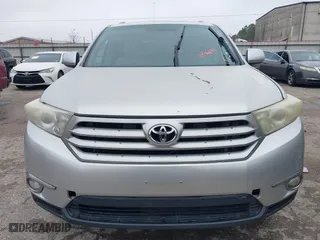 2011 Toyota Highlander with VIN 5TDZK3EH9BS030051, listed as a IAAI auction lot 41436897 with 253,513 mi miles. Bid and sale history available at carsss.com. Image 13.