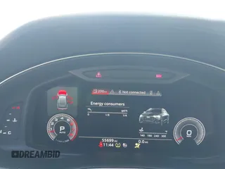 2019 Audi Q8 Prestige z VIN WA1FVAF12KD038238, wystawiony jako IAAI lot #41740092 z przebiegiem 55 699 mil mil oraz . Historia ofert i sprzedaży dostępna na DreamBid. Obrazek 7.