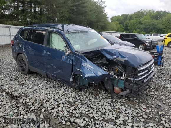 2023 Volkswagen Atlas SE z VIN 1V2HP2CA7PC515065, wystawiony jako Copart lot #57338515 z przebiegiem Nie podano mil oraz Szkoda całkowita • Salvage title. Historia ofert i sprzedaży dostępna na DreamBid. Obrazek 4.