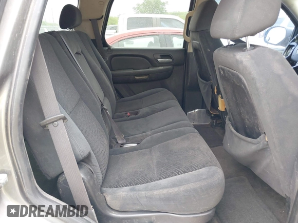 2007 Chevrolet Tahoe LS with VIN 1GNFC13C57R401893, listed as a IAAI auction lot 42046960 with 258,231 mi miles and . Bid and sale history available at DreamBid. Image 8.